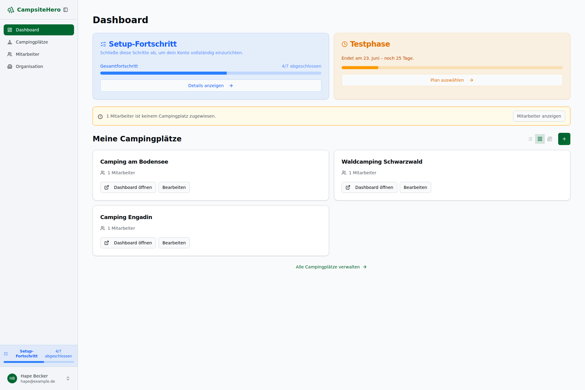 Login-Seite mit E-Mail- und Passwort-Feldern